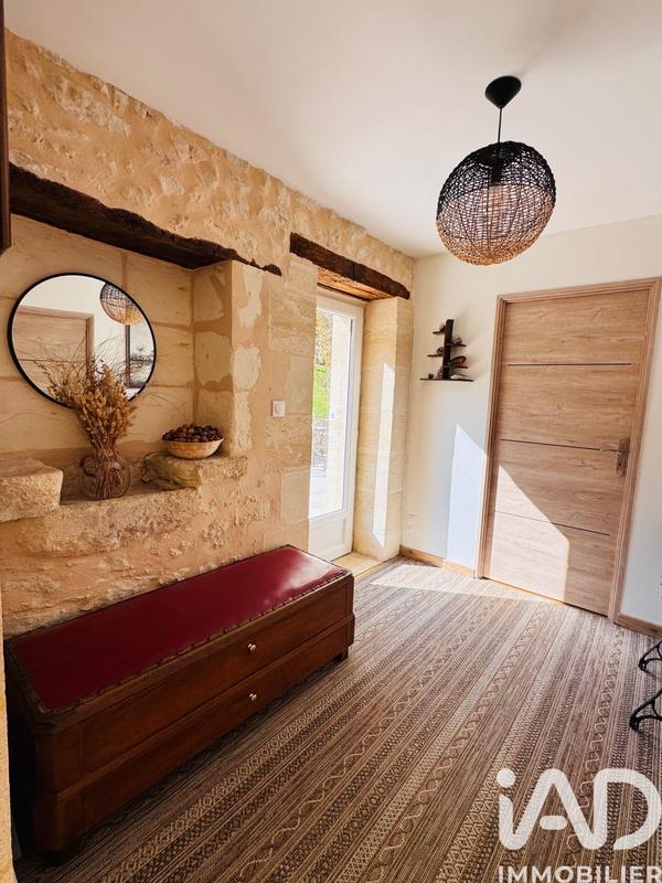 Maison - 211 m² - 7 pièces