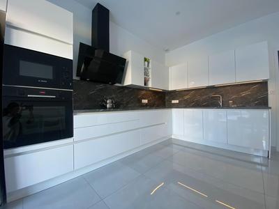 Maison - 146 m² - 6 pièces