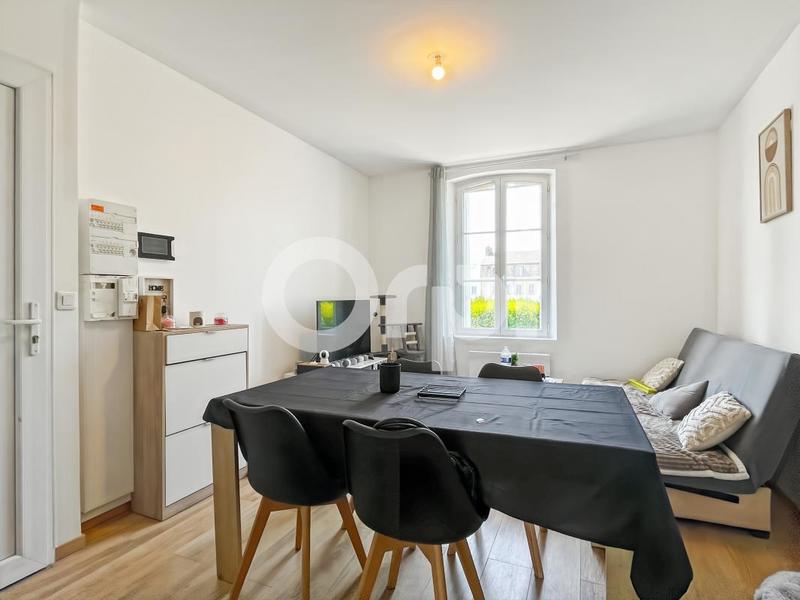 Immeuble - 126 m² - 7 pièces