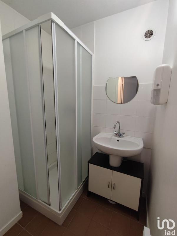 Local commercial - 213 m²