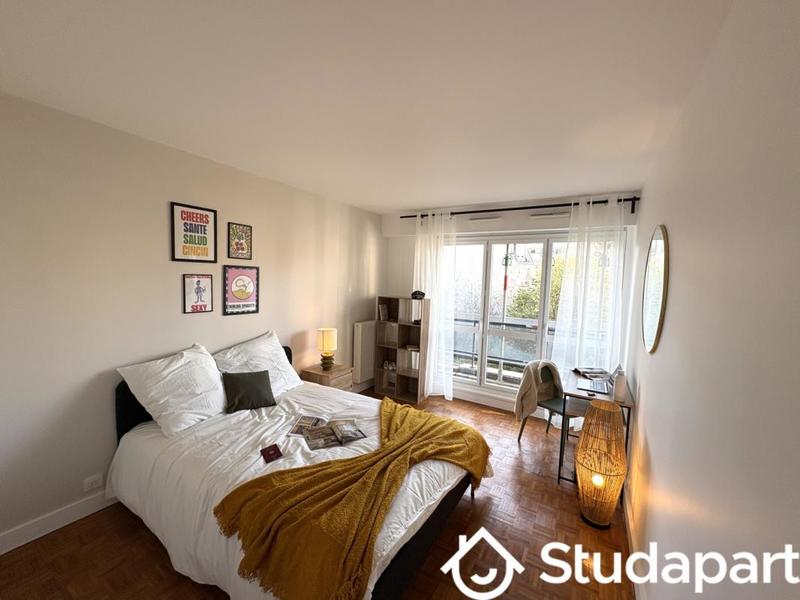 Chambre - 10 m² - 1 pièce