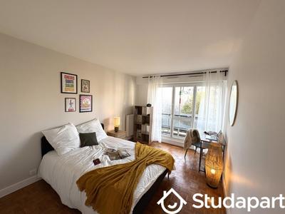 Chambre - 10 m² - 1 pièce