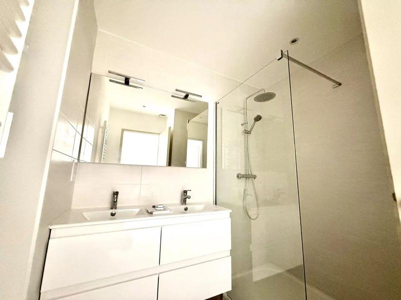 Appartement - 82 m² - 3 pièces