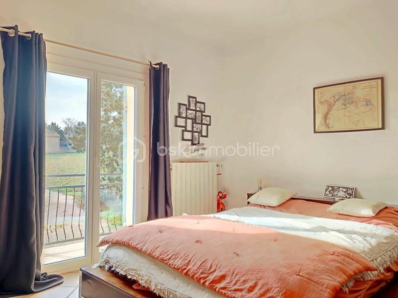 Mas - 150 m² - 8 pièces