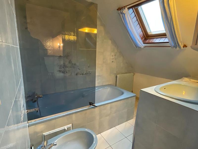 Maison - 99 m² - 5 pièces