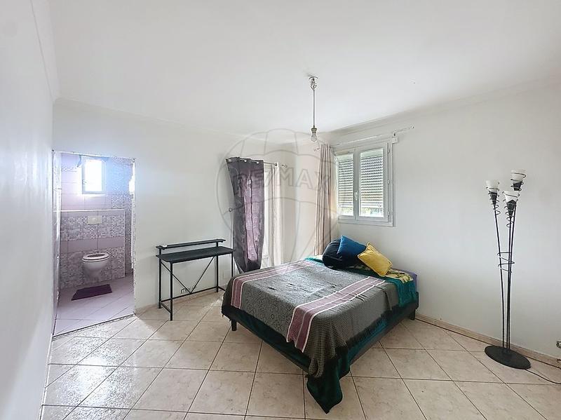 Maison - 145 m² - 6 pièces