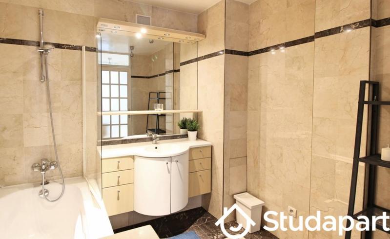 Chambre - 16 m² - 1 pièce