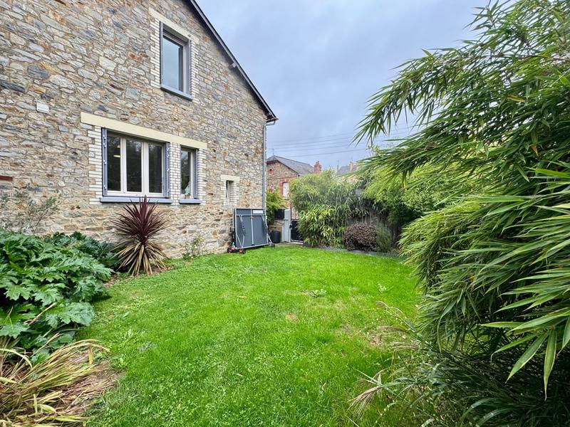 Maison - 138 m² - 6 pièces