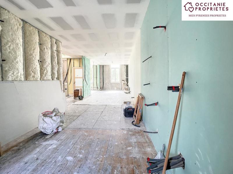 Local commercial - 154 m² - 2 pièces