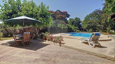 Maison - 275 m² - 9 pièces