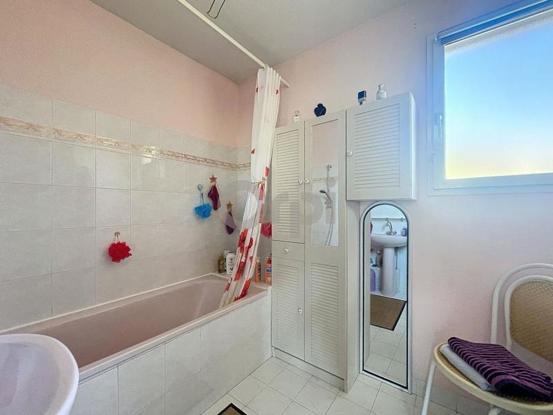 Maison - 82 m² - 4 pièces