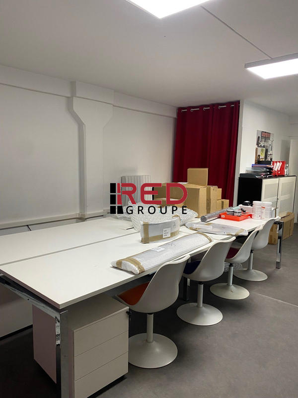 Local commercial - 101 m²