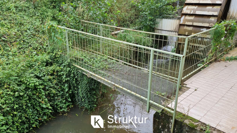 Propriété - 830 m² - 16 pièces