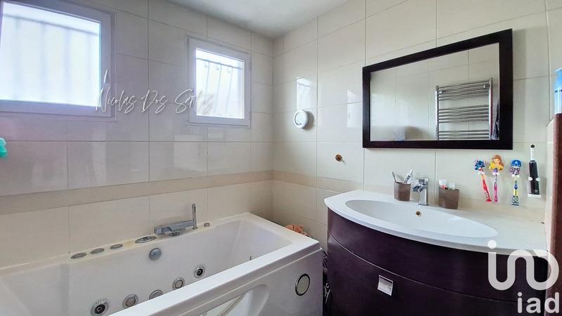 Maison - 98 m² - 5 pièces