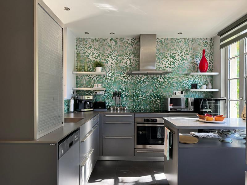 Maison - 175 m² - 14 pièces