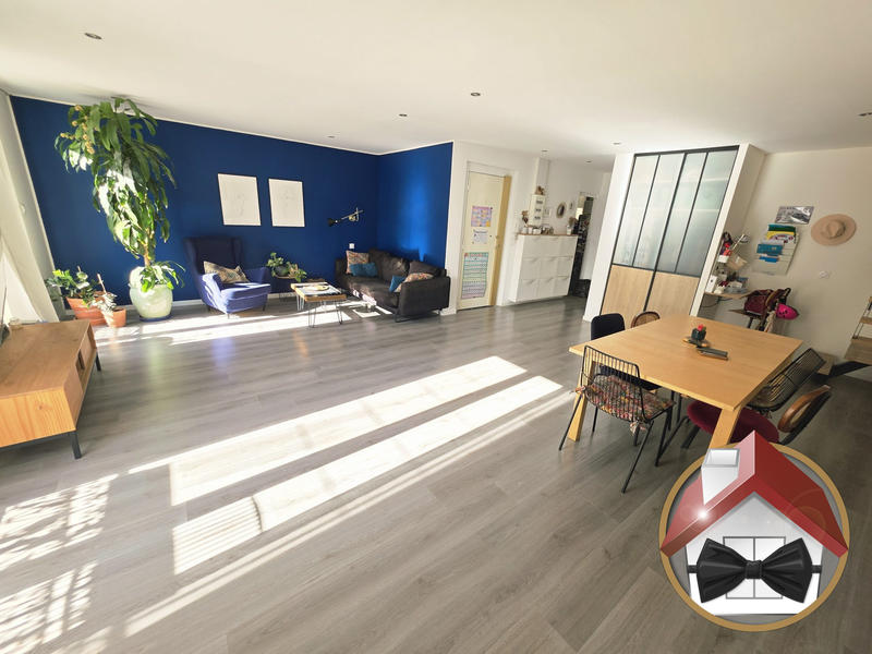 Appartement - 100 m² - 4 pièces