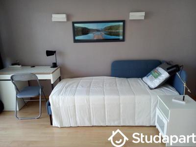 Chambre - 9 m² - 1 pièce