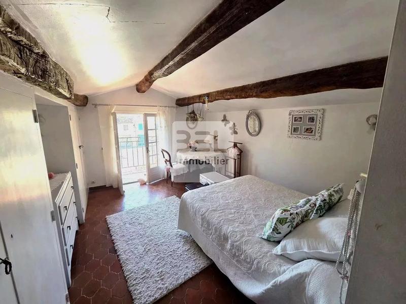 Maison de village - 90 m² - 5 pièces