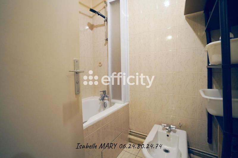 Appartement - 100 m² - 4 pièces