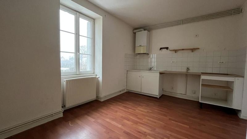 Maison - 168 m² - 8 pièces