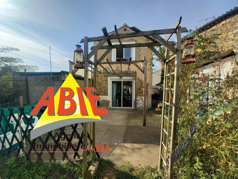 Maison - 122 m² - 5 pièces