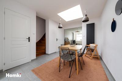 Maison - 139 m² - 6 pièces