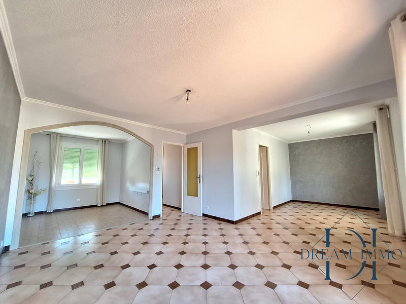 Maison - 107 m² - 5 pièces