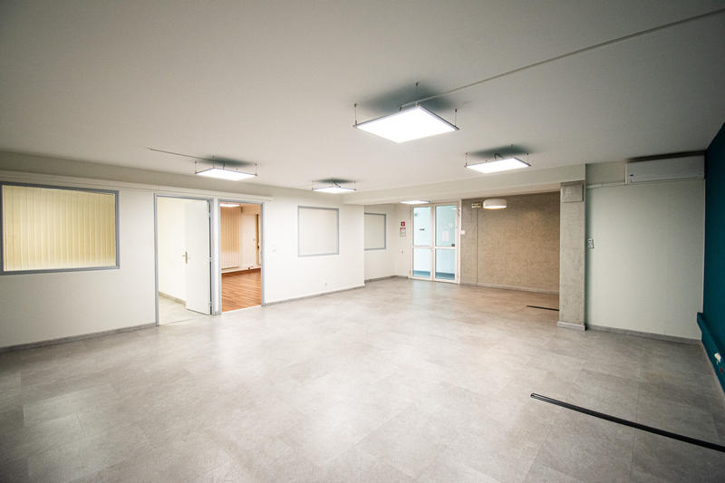 Local commercial - 247 m²