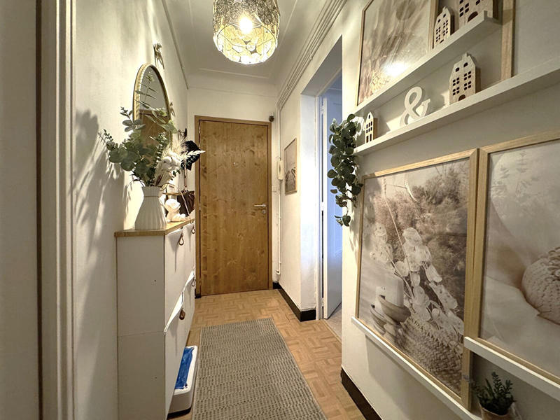 Appartement - 76 m² - 3 pièces