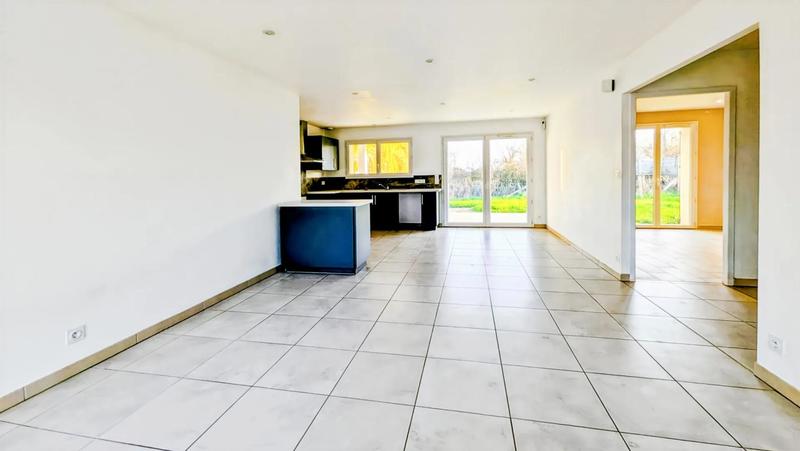 Maison - 88 m² - 4 pièces