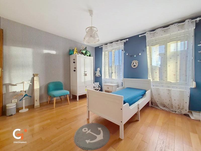 Maison - 199 m² - 5 pièces