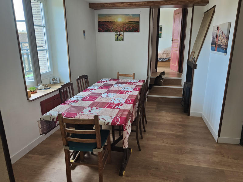 Maison - 90 m² - 3 pièces