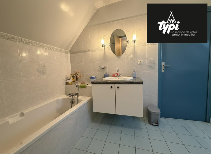 Maison - 140 m² - 6 pièces