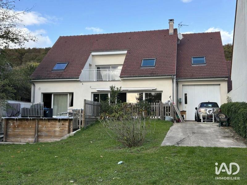 Maison - 213 m² - 5 pièces