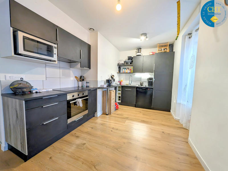 Maison - 94 m² - 5 pièces