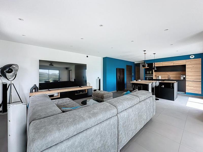 Maison - 132 m² - 5 pièces