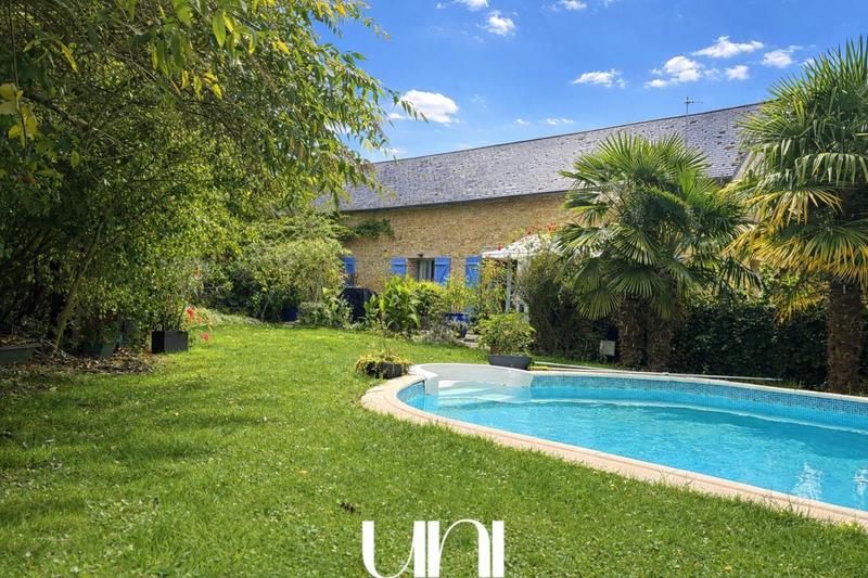 Maison - 214 m² - 6 pièces