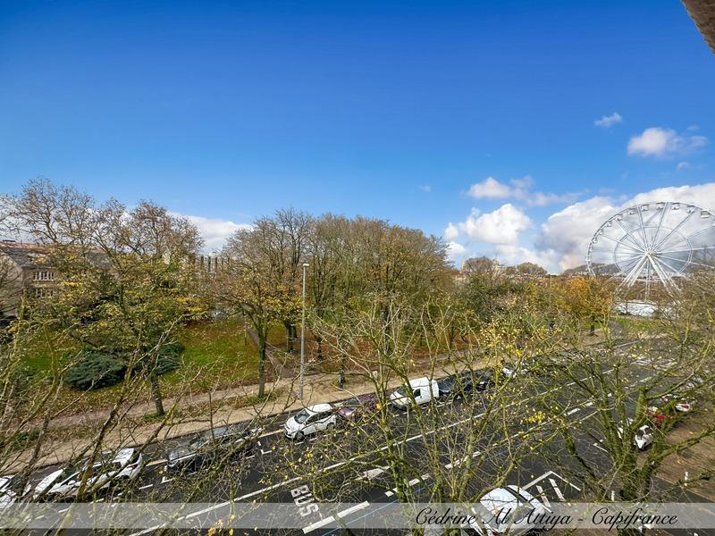 Appartement - 89 m² - 4 pièces