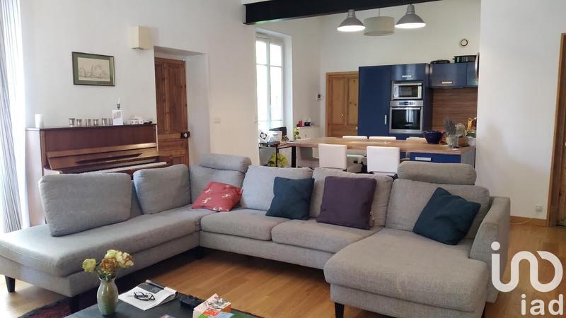 Maison - 180 m² - 9 pièces