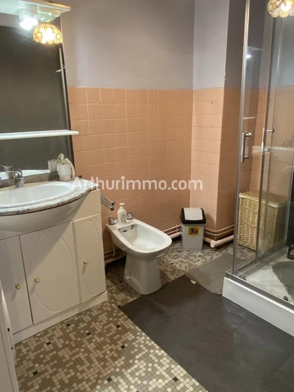 Appartement - 82 m² - 3 pièces