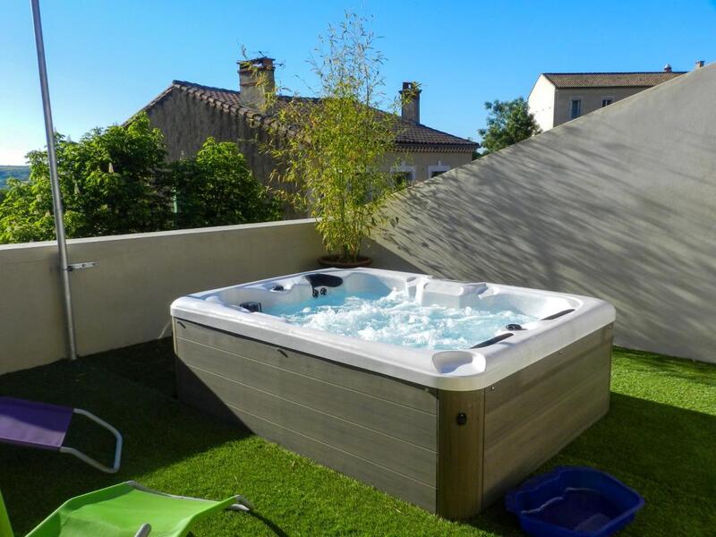 Maison de village - 193 m² - 6 pièces