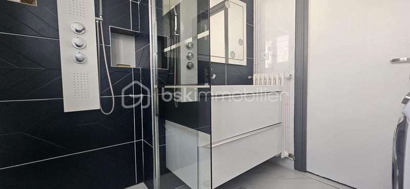 Appartement - 128 m² - 4 pièces