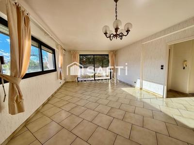 Appartement - 80 m² - 3 pièces