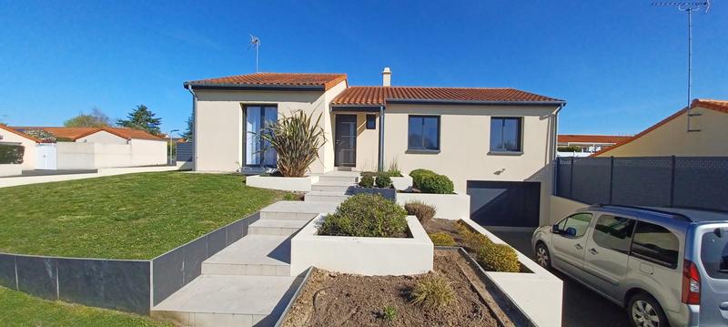 Maison - 105 m² - 6 pièces