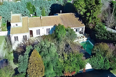 Villa - 230 m² - 7 pièces