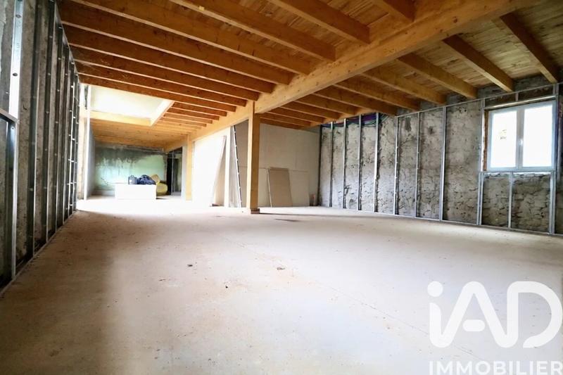 Maison - 229 m² - 6 pièces