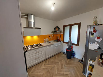 Appartement - 95 m² - 4 pièces