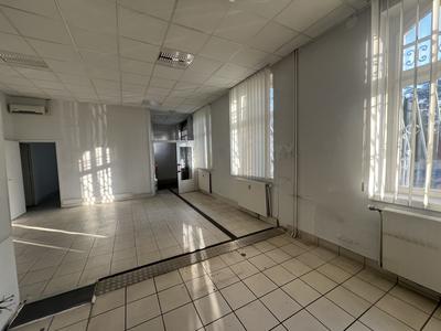 Local commercial - 194 m²