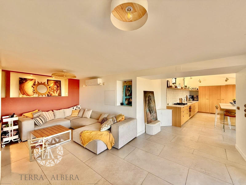 Mas - 200 m² - 7 pièces