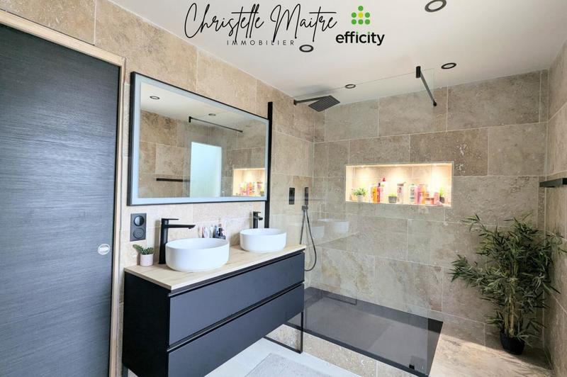 Maison - 125 m² - 5 pièces